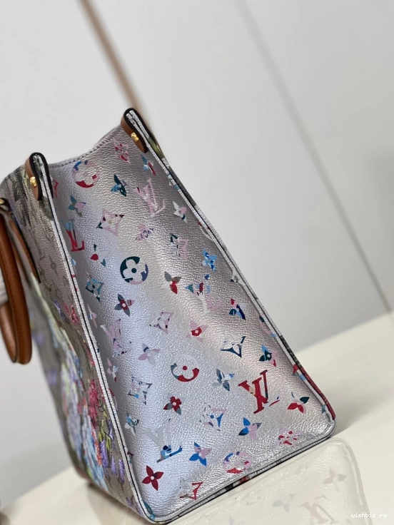 WIS VUITTON LOUIS MM ONTHEGO 1005
